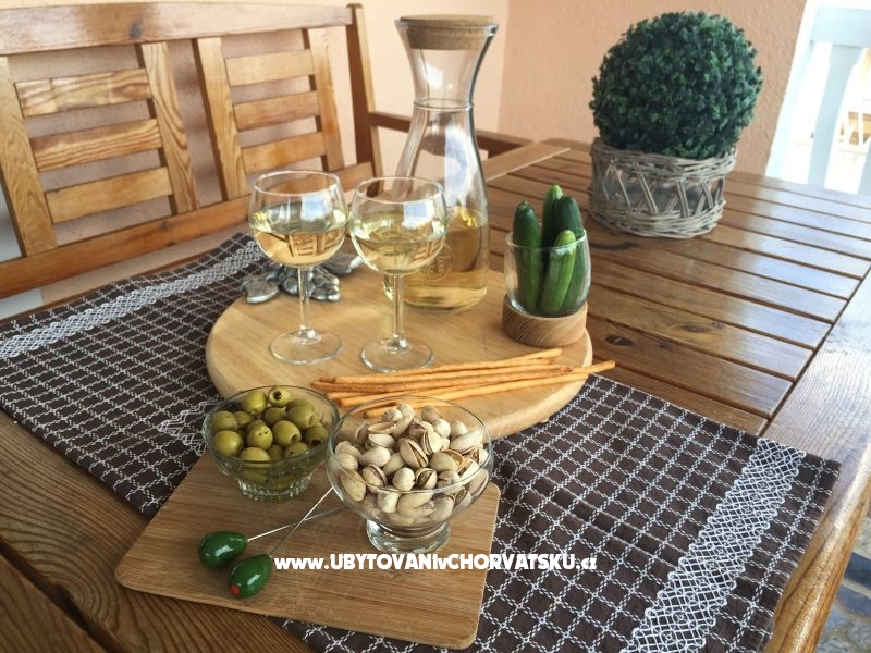 Villa Dolmar – Ferienwohnung Vodice, Kroatien – Foto 8