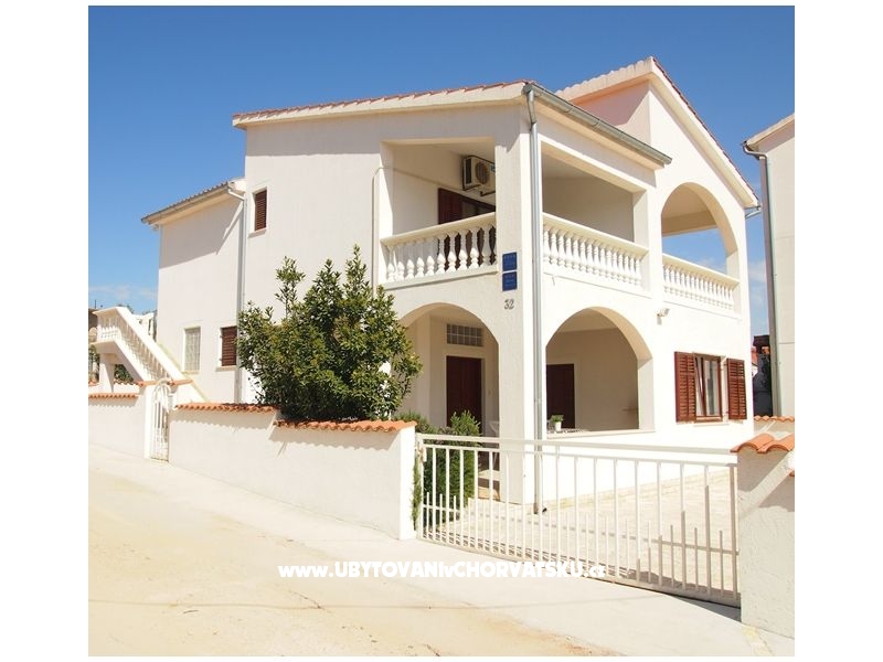 Villa Dubravka – Ferienwohnung Vodice, Kroatien – Foto 1