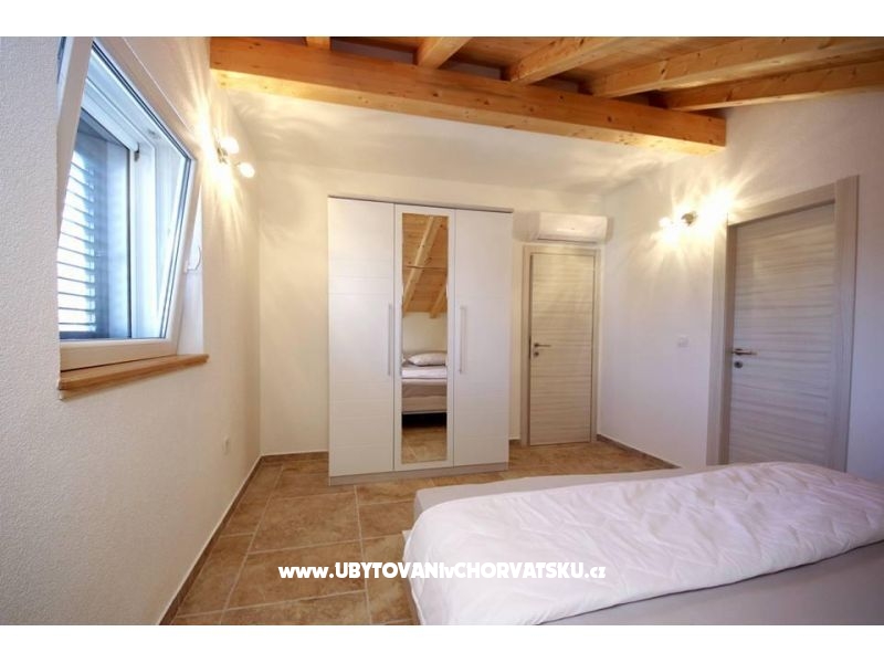 Villa Lucich I. - II. – Ferienwohnung Vodice, Kroatien – Foto 10