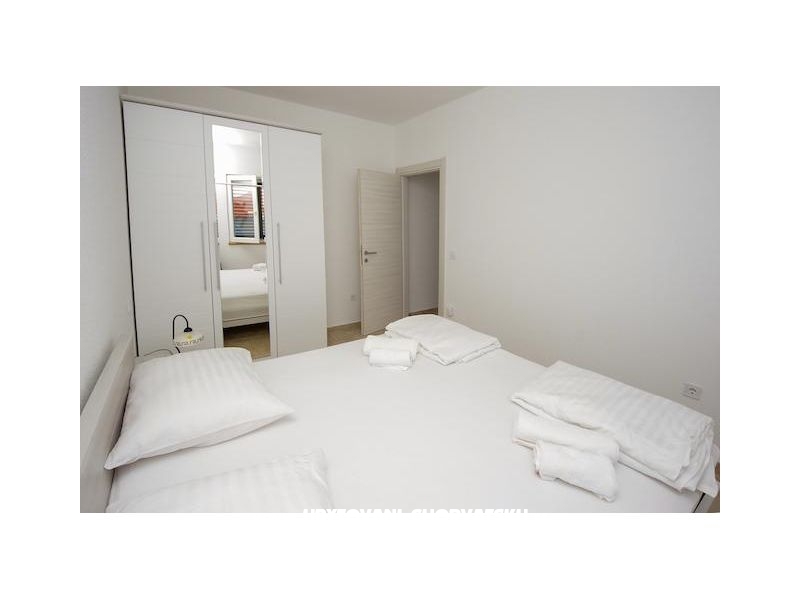 Villa Lucich I. - II. – Ferienwohnung Vodice, Kroatien – Foto 13