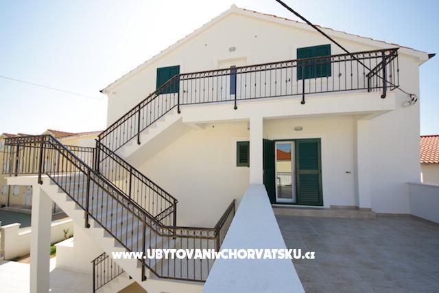 Villa Lucich I. - II. – Ferienwohnung Vodice, Kroatien – Foto 6