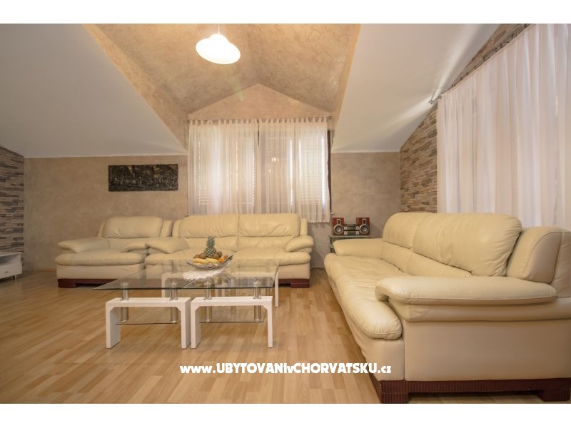Villa Maky Dino – Ferienwohnung Vodice, Kroatien – Foto 1