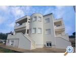Apartmaji Sandra (100 m more) - Zadar Hrvaka