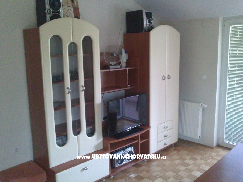 Apartmány with swimming pool-Crno – ubytování Zadar, Chorvatsko – foto 4