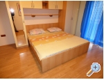 Appartements Mezi - Zaostrog Kroatien