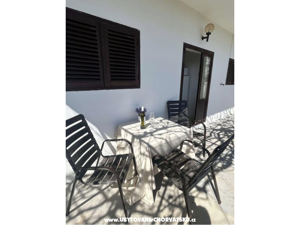 Apartmanok Kavara - Zaostrog Horvtorszg