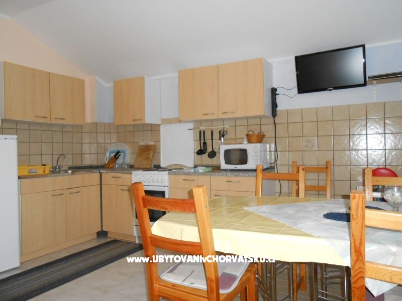 Casa Flowers – Ferienwohnung Zaostrog, Kroatien – Foto 10