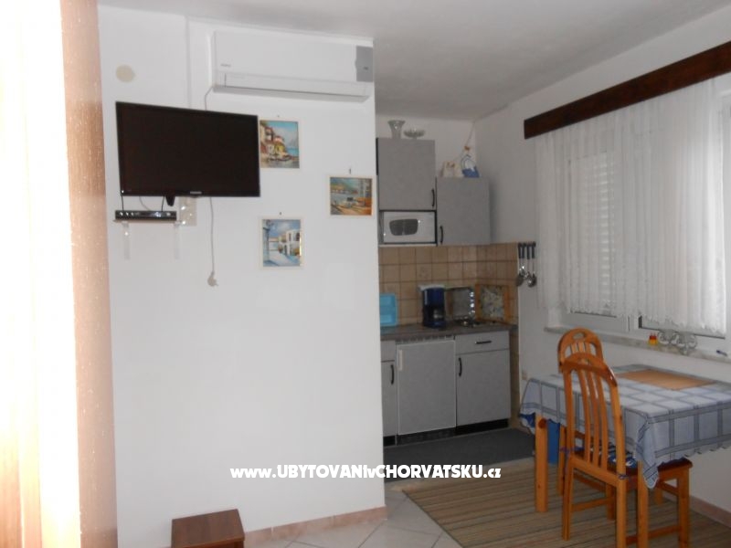 Casa Flowers – Ferienwohnung Zaostrog, Kroatien – Foto 3