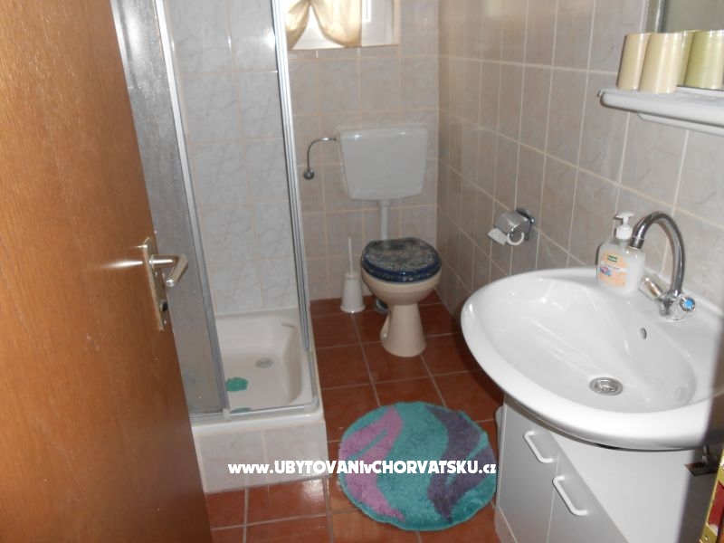 Casa Flowers – Ferienwohnung Zaostrog, Kroatien – Foto 5