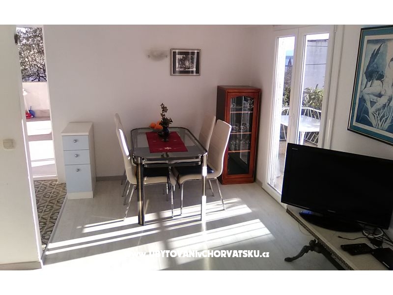 Apartment Lola – Ferienwohnung Zivogosce, Kroatien – Foto 6
