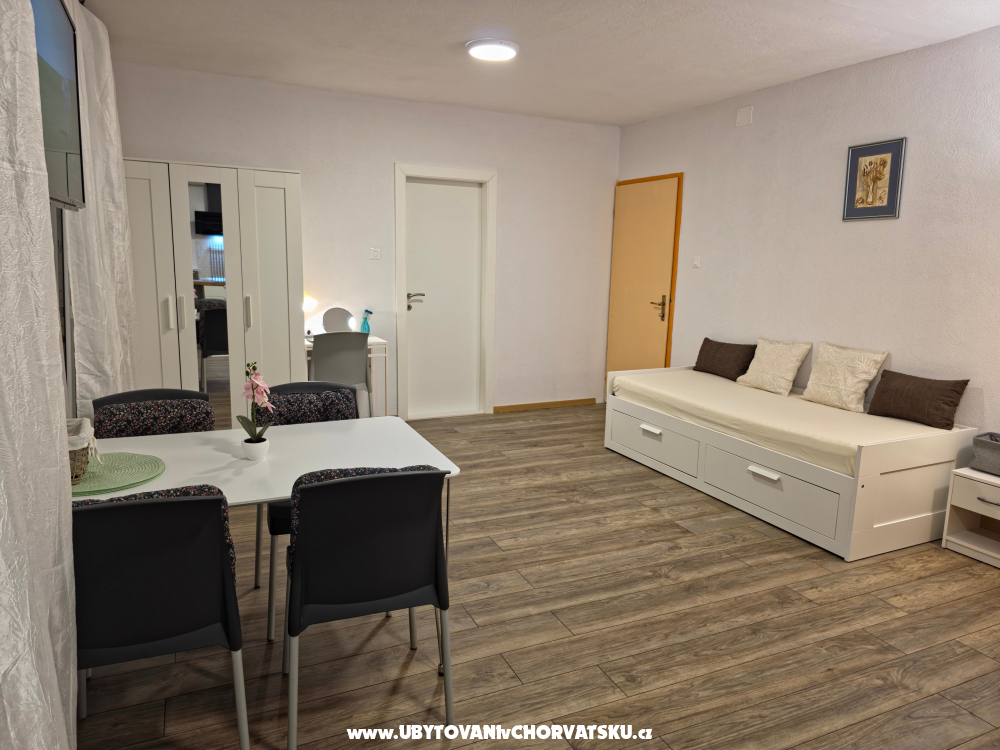 Appartements Ivop - Živogošče Kroatien