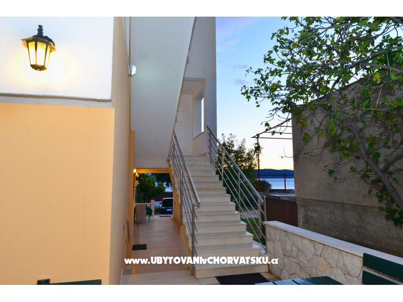 Appartements Mijo – Ferienwohnung Zivogosce, Kroatien – Foto 7