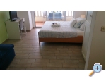 Apartmaji Mirela - ivogoe Hrvaka
