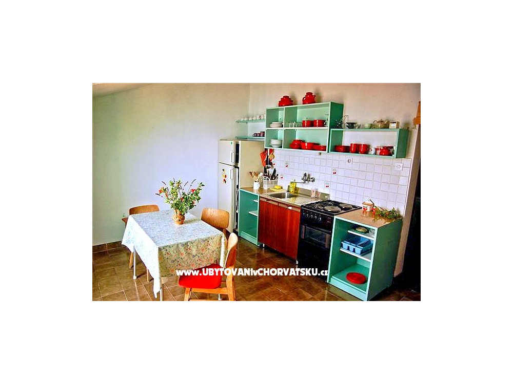 Ferienwohnungen MM - Živogošče Kroatien