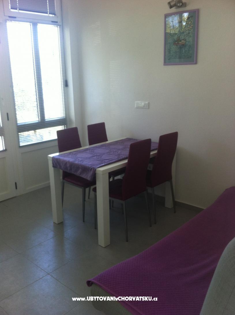 Legin – Ferienwohnung Zivogosce, Kroatien – Foto 5
